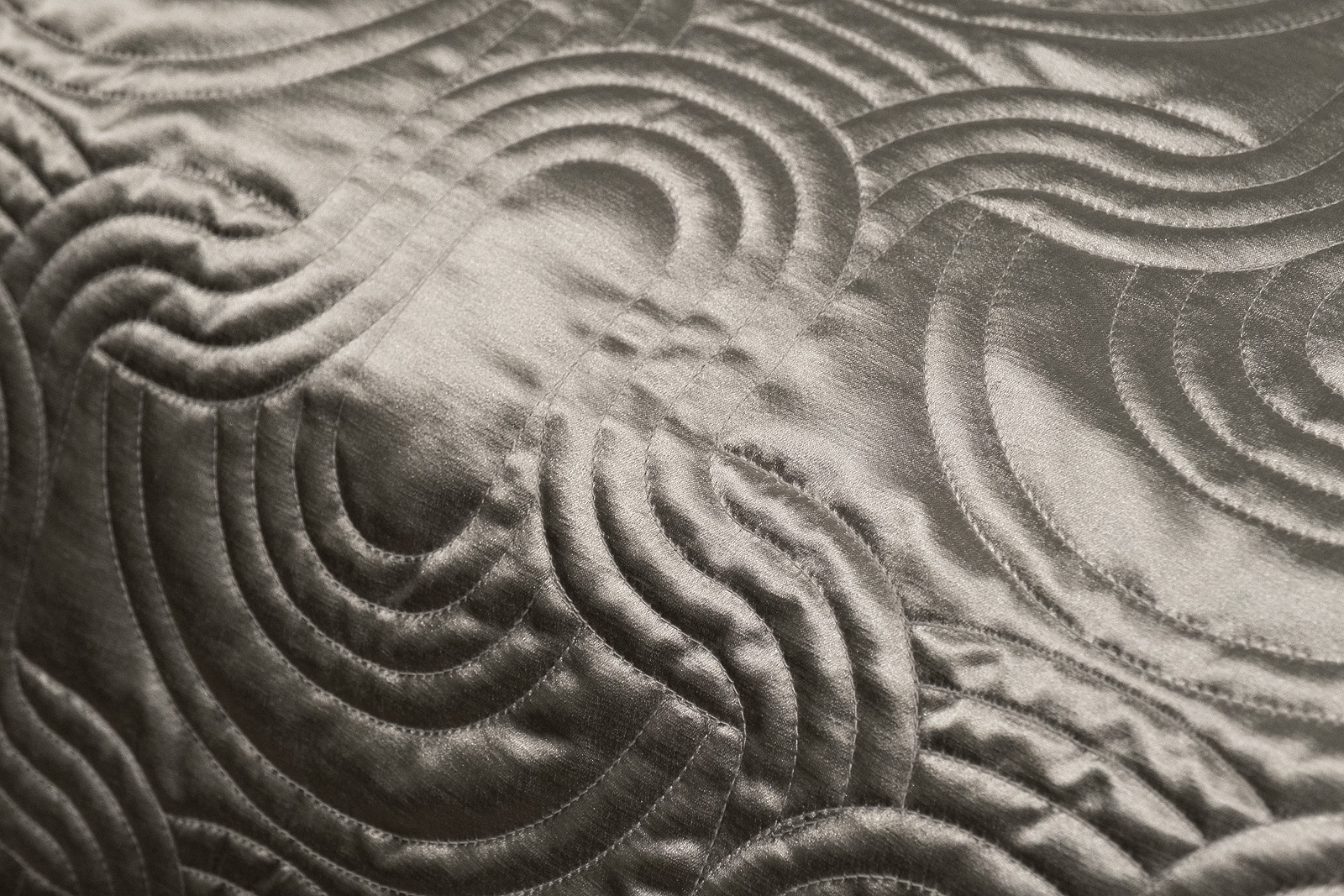 Покрывало Euphoria 12 Аморе 260*260 со стежкой Garda Decor 121GD-12129