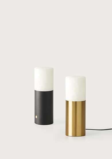 Настольная лампа Lind USB черная Aromas del Campo