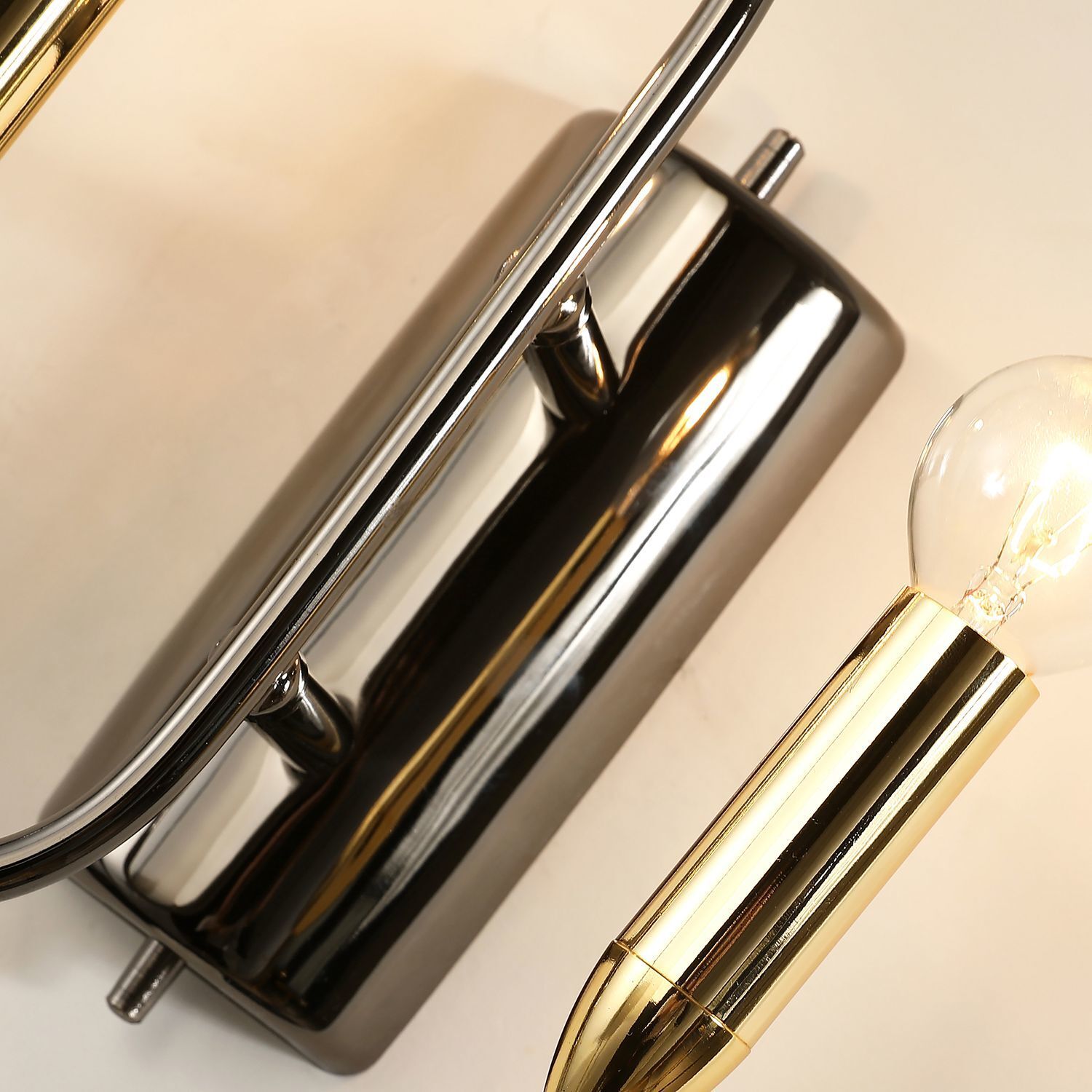 Настенный светильник Favourite 1676-2W