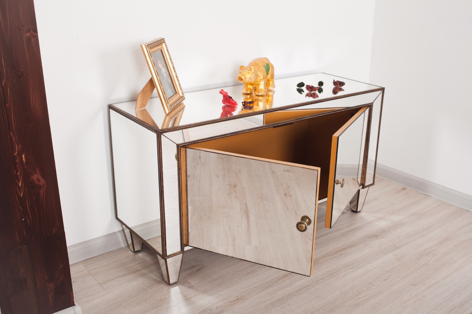 Тумба-комод BountyHome - Pierre mv100