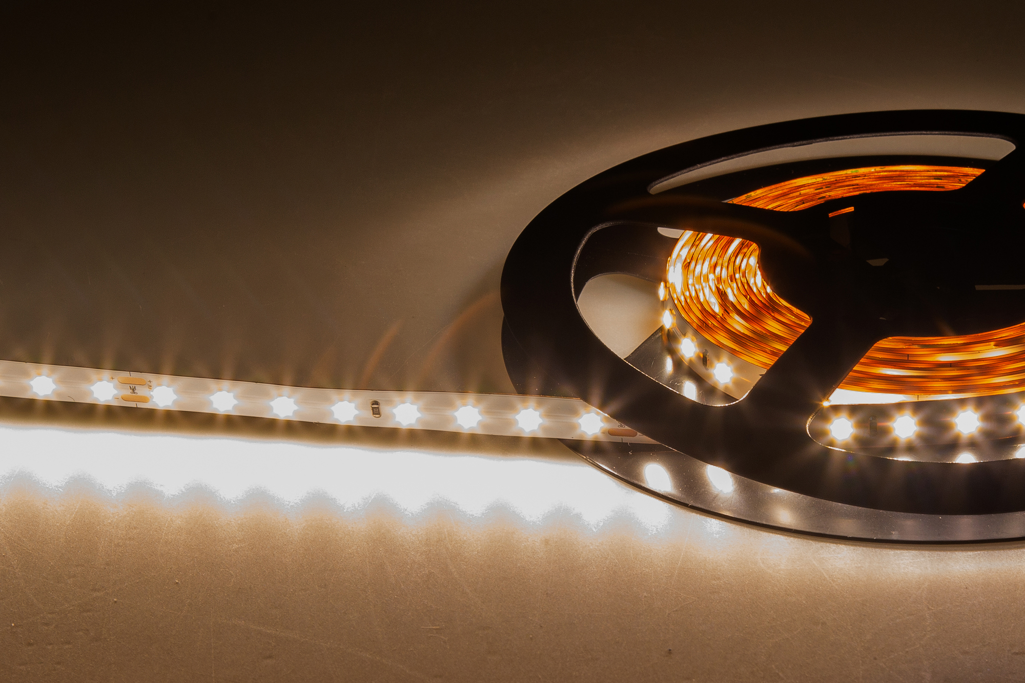 Светодиодная лента Donolux DN18391WWRA85