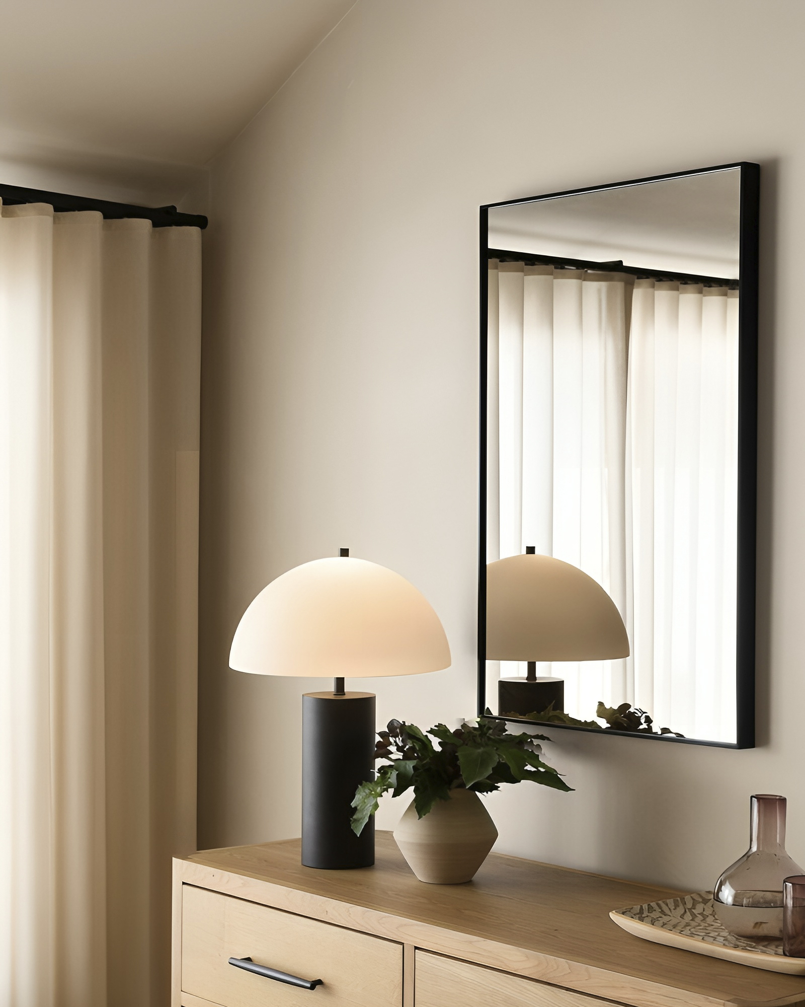 Зеркало в чёрной раме Ноулз Louvre Home LHDWM8531ZYH-black