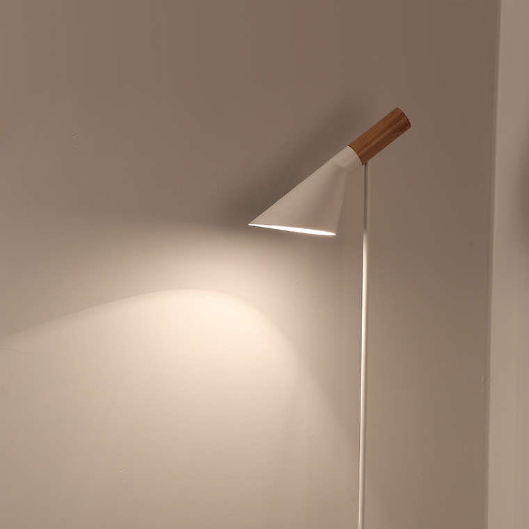 Торшер AJ Floor by Arne Jacobsen for Louis Poulsen White by ImperiumLoft