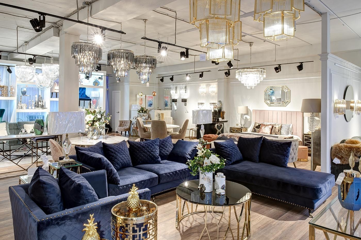 Диван-кушетка Sorrento правая велюровая темно-синяя Garda Decor SORRENTO-COUCH-2K-Т.СИНИЙ-Bel18