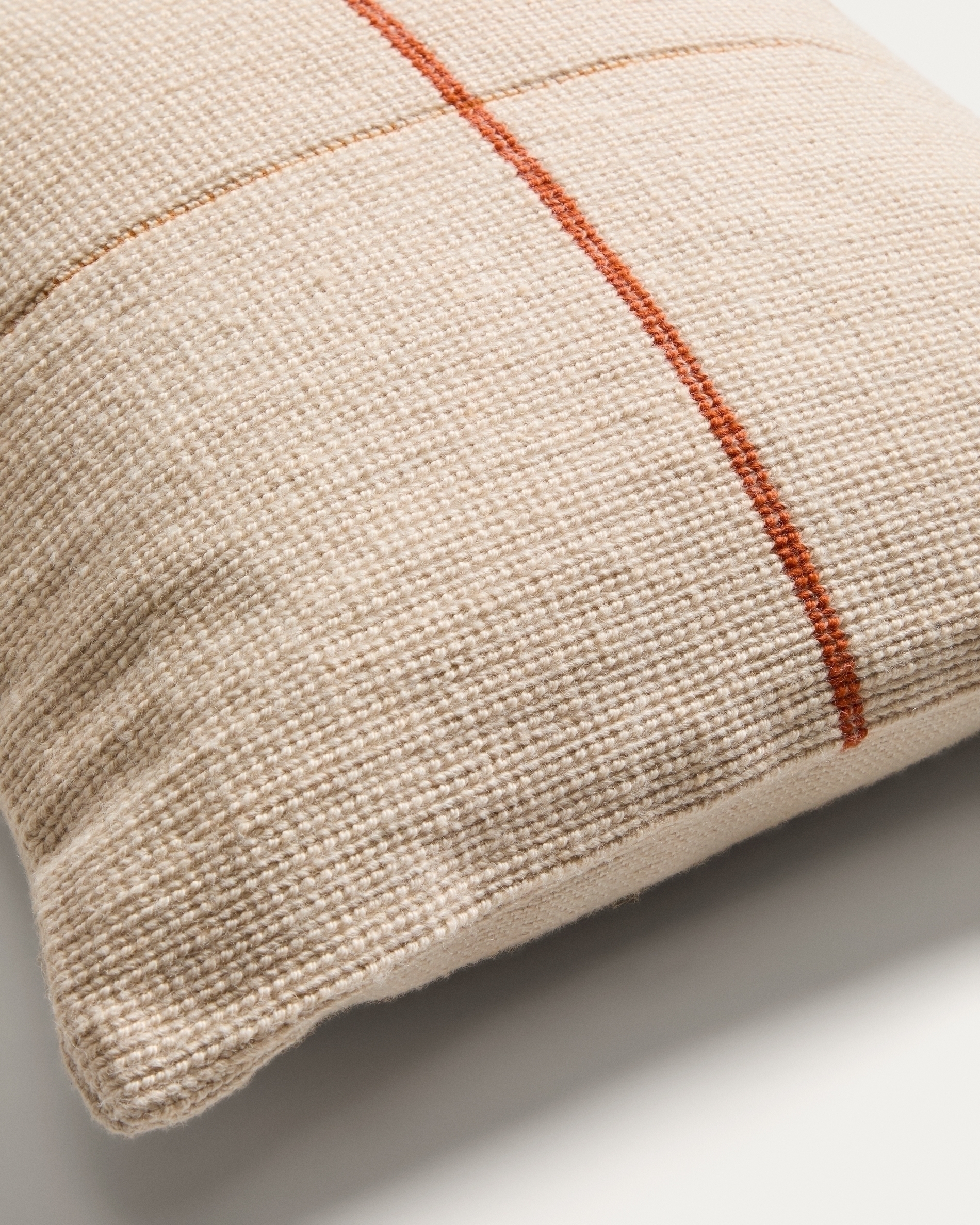 Чехол для подушки Atima с полосками оранжевого цвета, жаккардовый, 100% ПЭТ, 45 x 45 см La Forma 481367