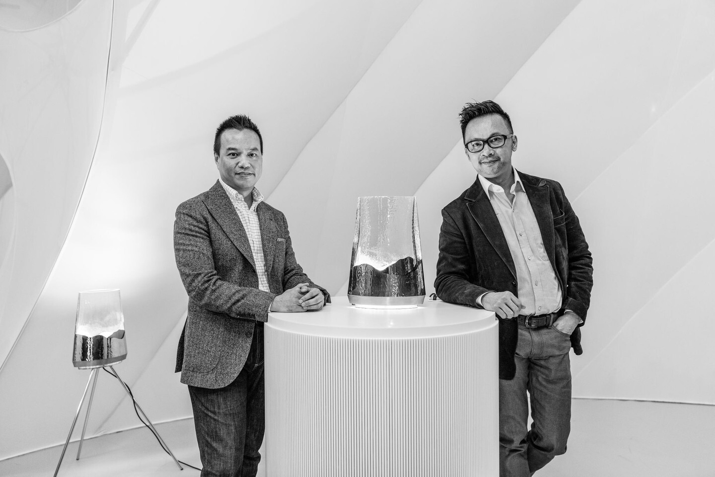 Настольная лампа LASVIT Flux