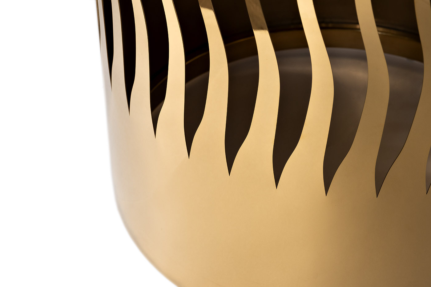 Стол журнальный Wave тонир.стекло/золото Garda Decor GY-ET8149GOLD