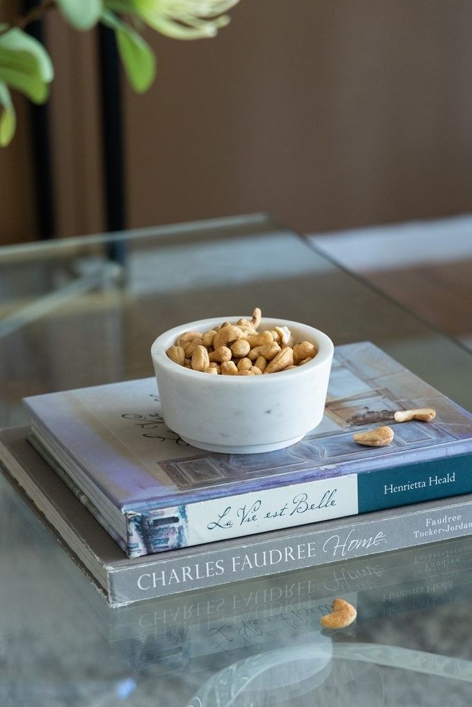 Чаша из белого мрамора Glasar 78022-DS