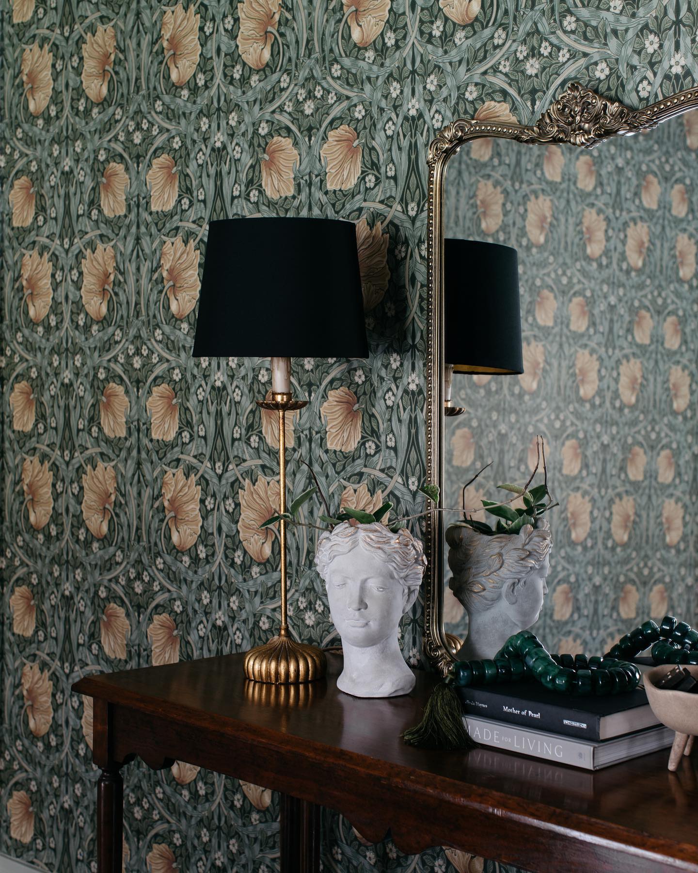 Настольная лампа Грант с черным абажуром Louvre Home JJ11071-1TA