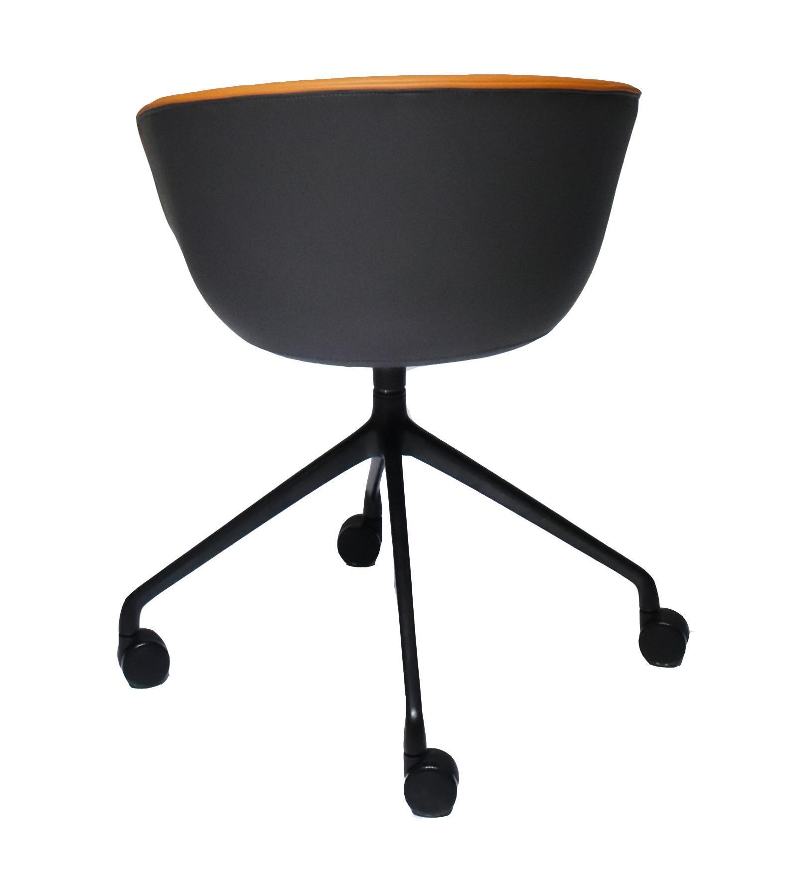 Кресло HAY CHAIR тёмно-серый, оранжевый Bradex Home FR 0486