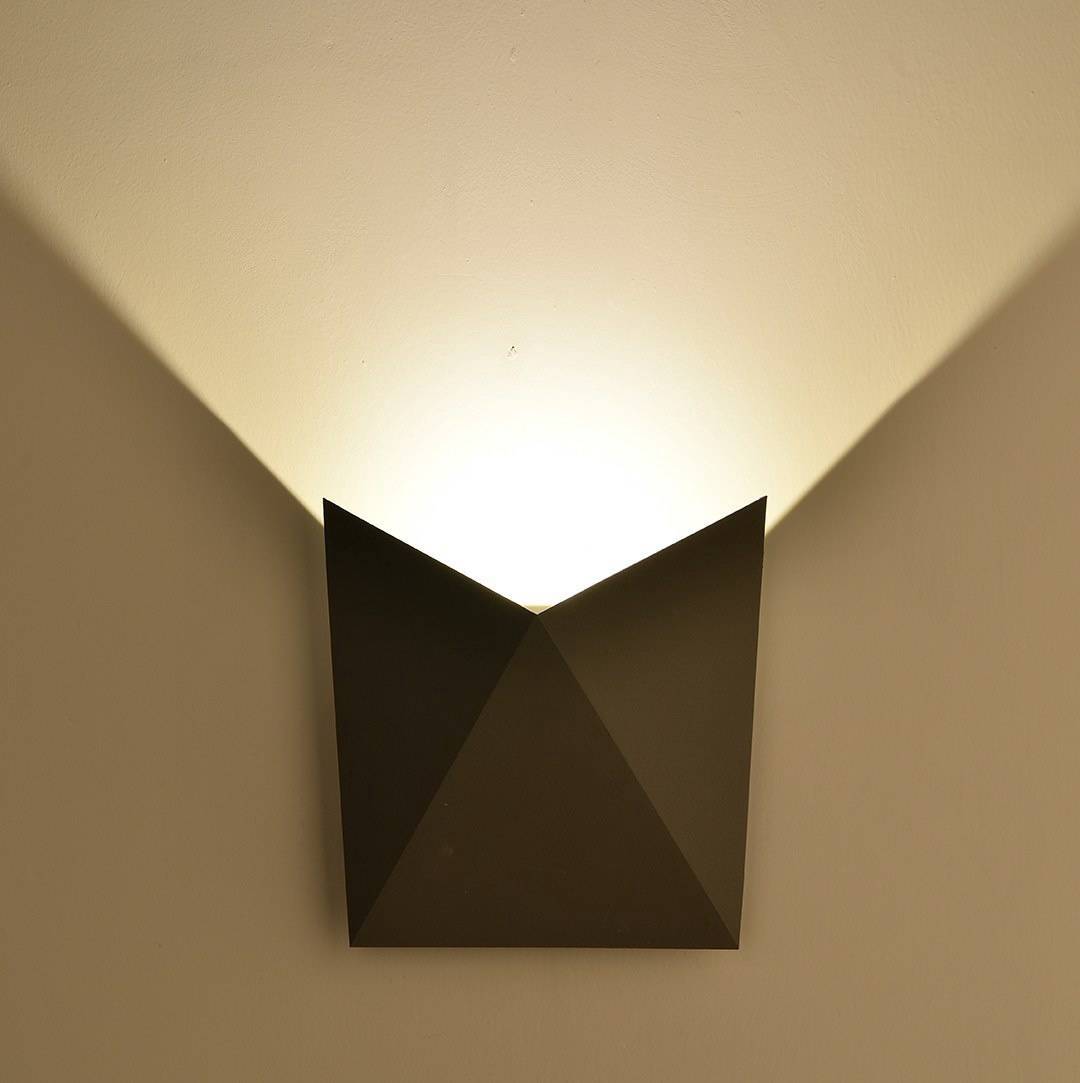 Светильник настенный DesignLed GW-A816-7-BL-WW