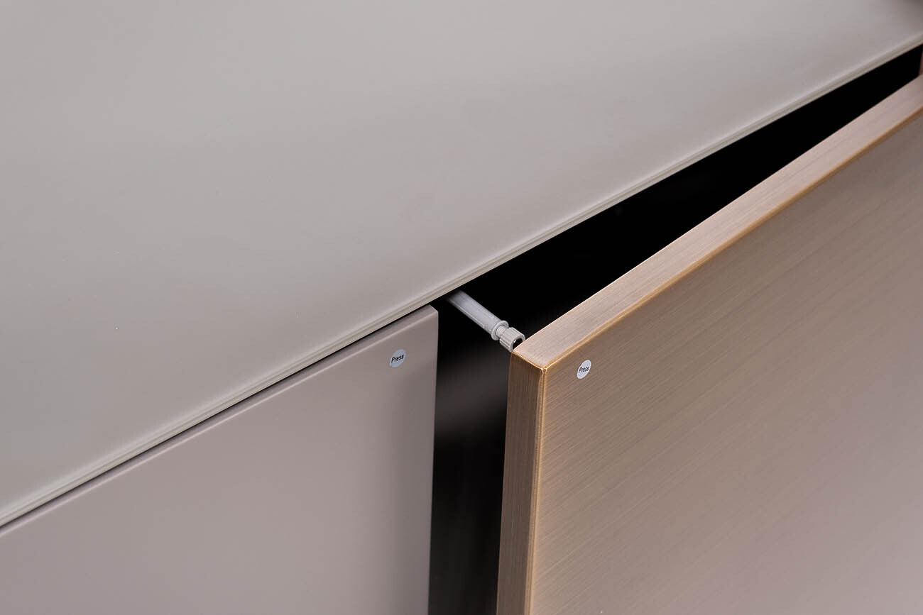 Комод Space с дверцами Garda Decor 58DB-CH14803