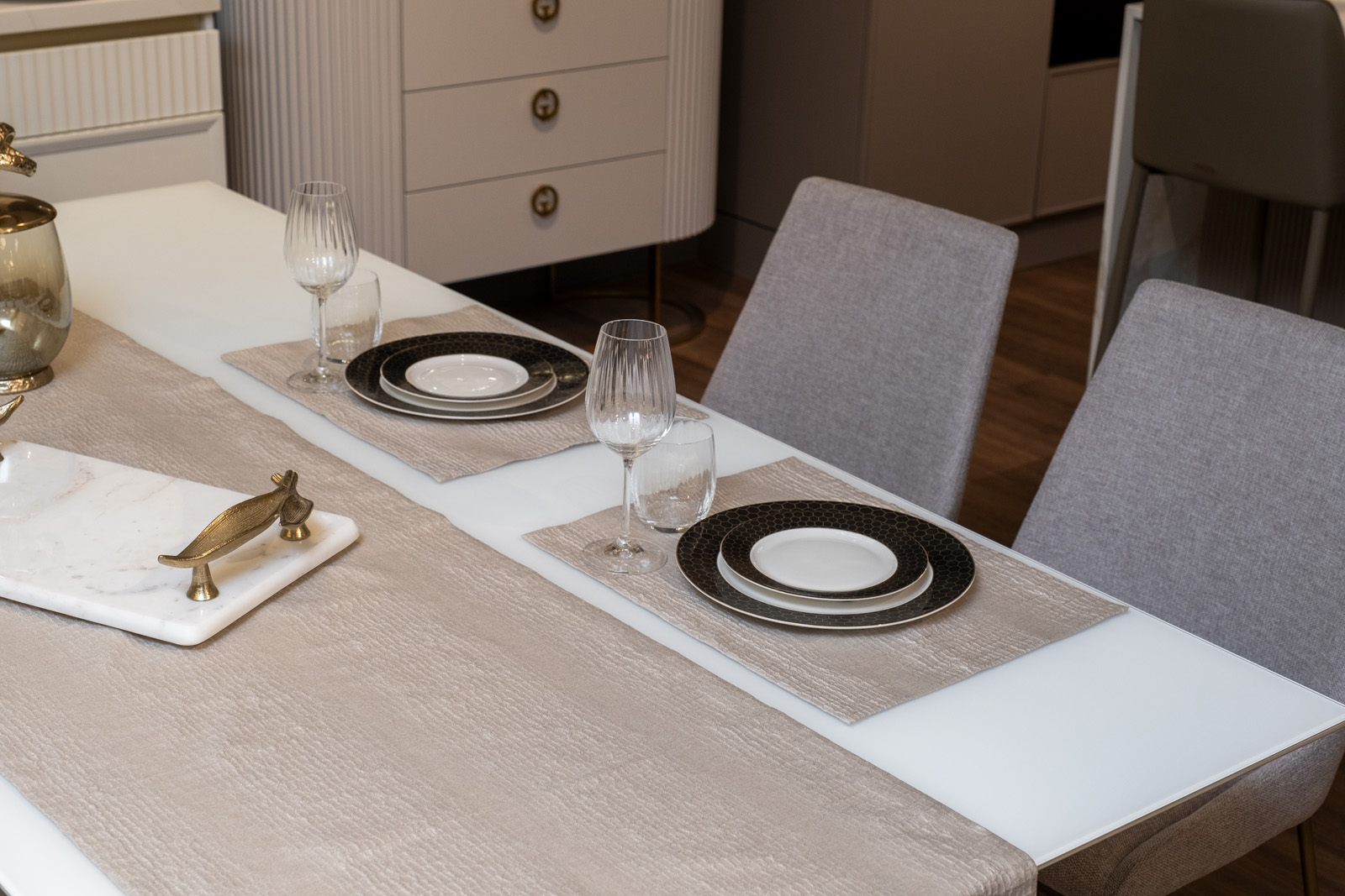 Набор для сервировки стола Manson дорожка 50х180см и две салфетки 33х45см Garda Decor 121GD-12134