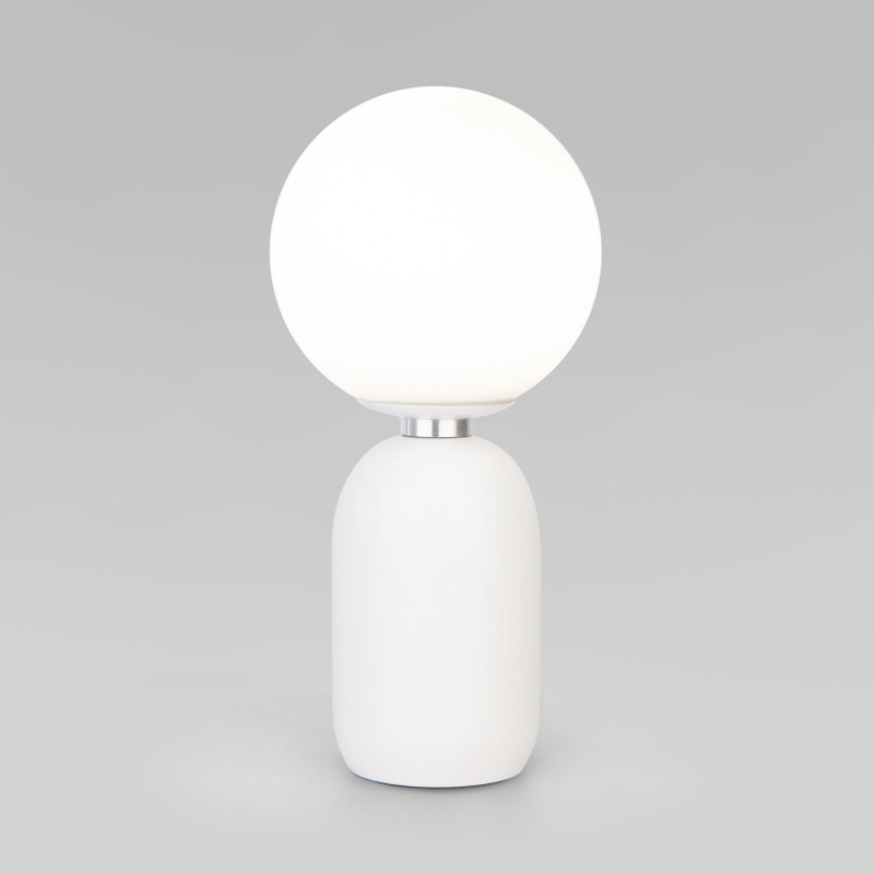 Настольная лампа Eurosvet 01197/1 белый