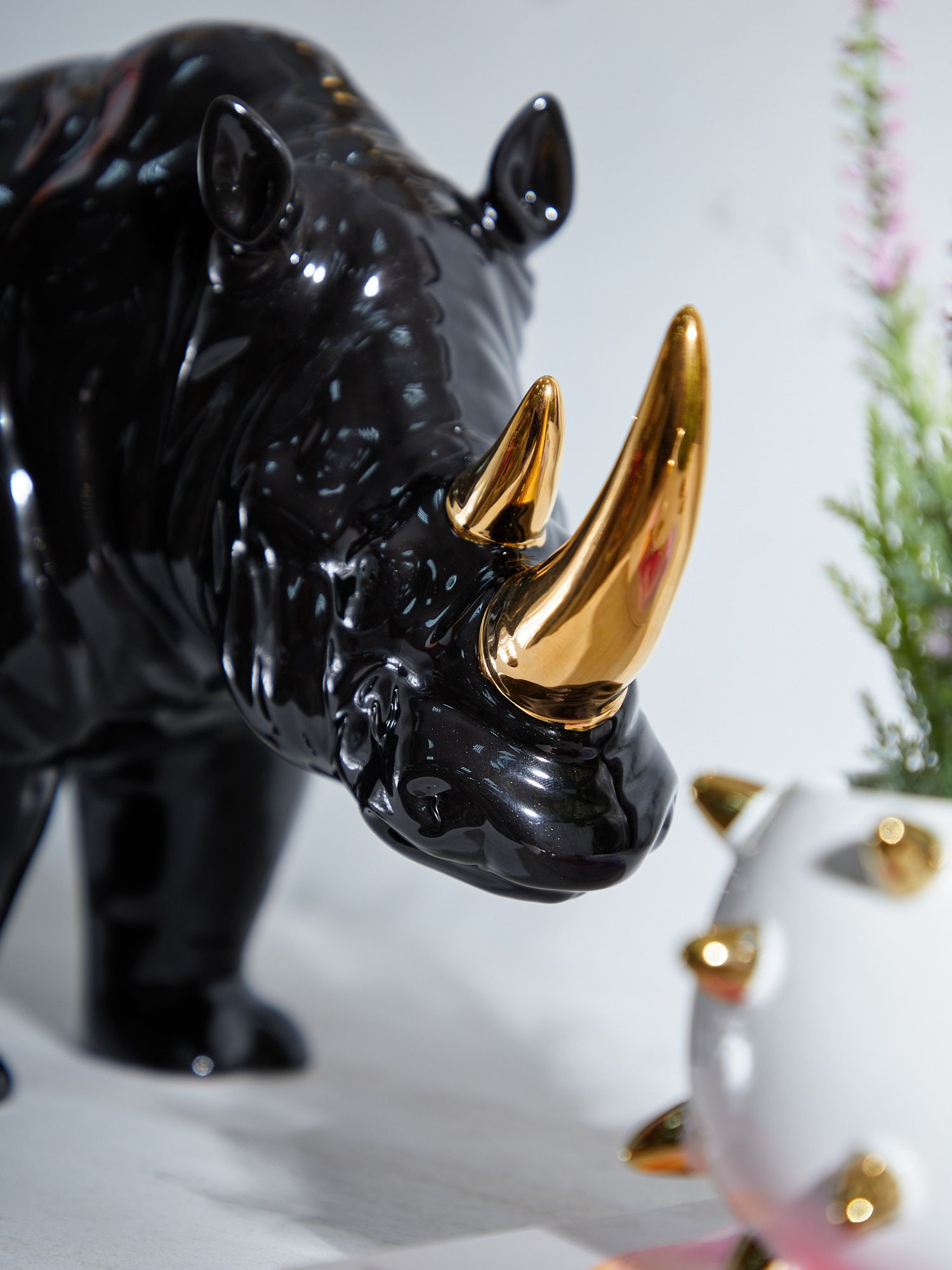 Декор настольный Носорог Glasar 68-013