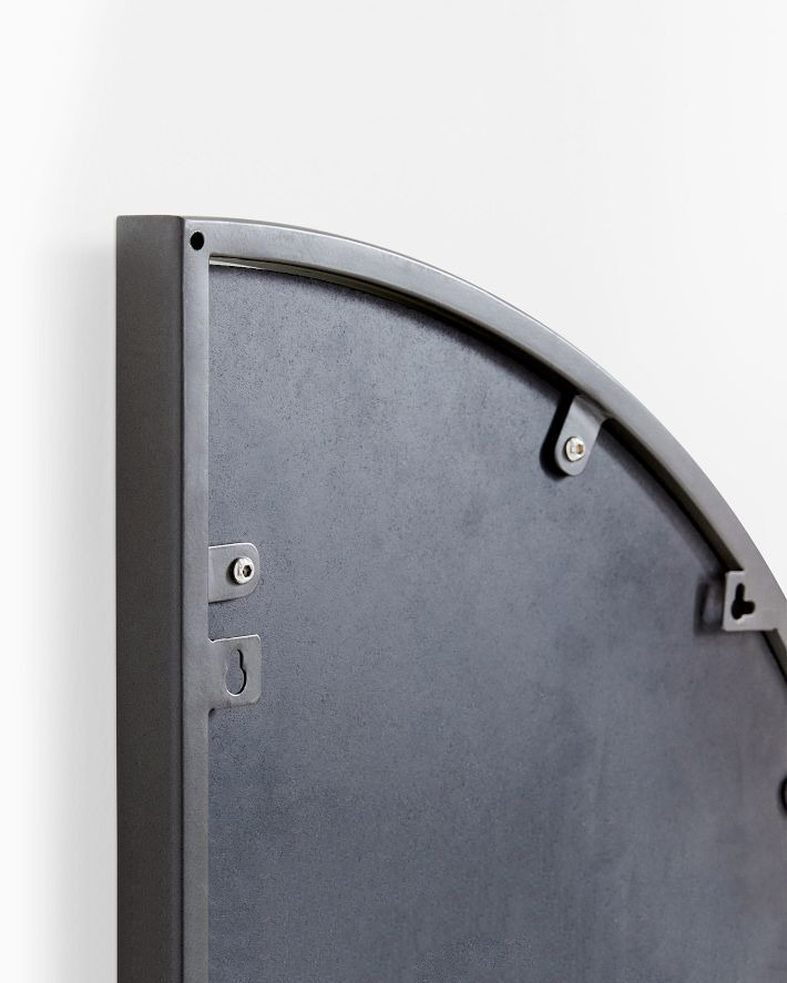 Чёрное настенное зеркало Омаха Louvre Home LHDWM111223RJ