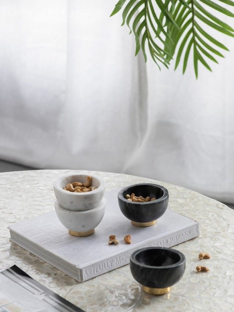 Чаша из черного мрамора Glasar 78602/1-BLAC-DS