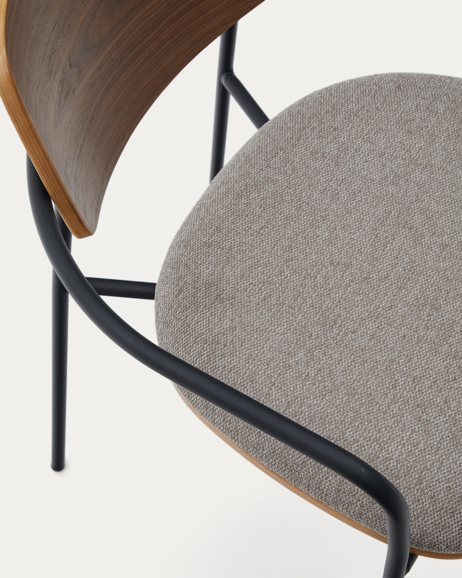 Стул Maureen со шпоном ореха и металлом в черной отделке La Forma (ex Julia Grup)