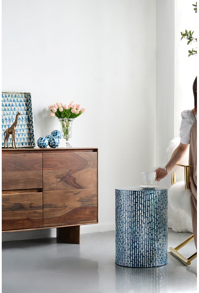 Столик акцентный с отделкой раковинами устриц Glasar 48745