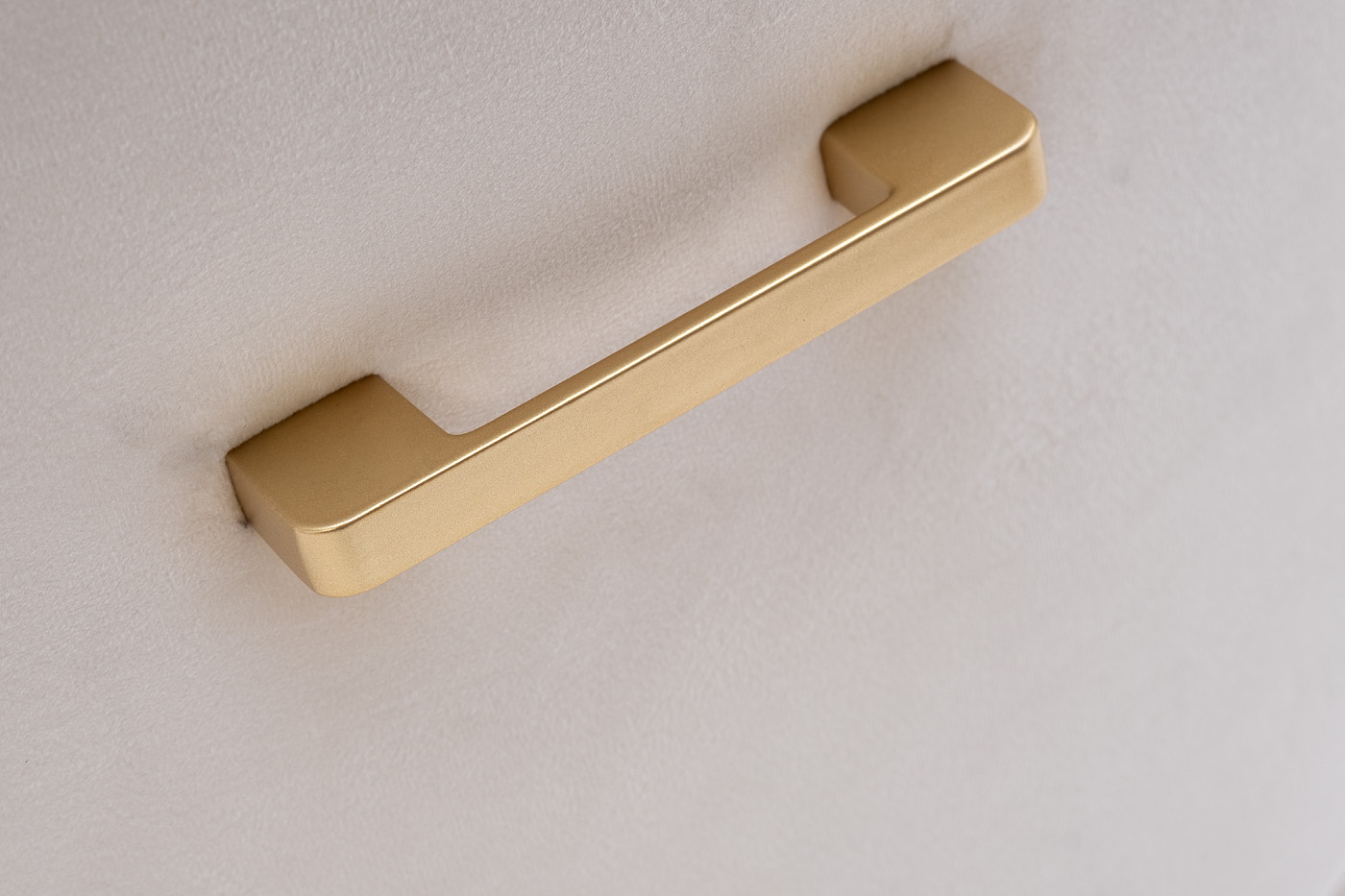 Стол журнальный с пуфом Garda Decor GY-08549