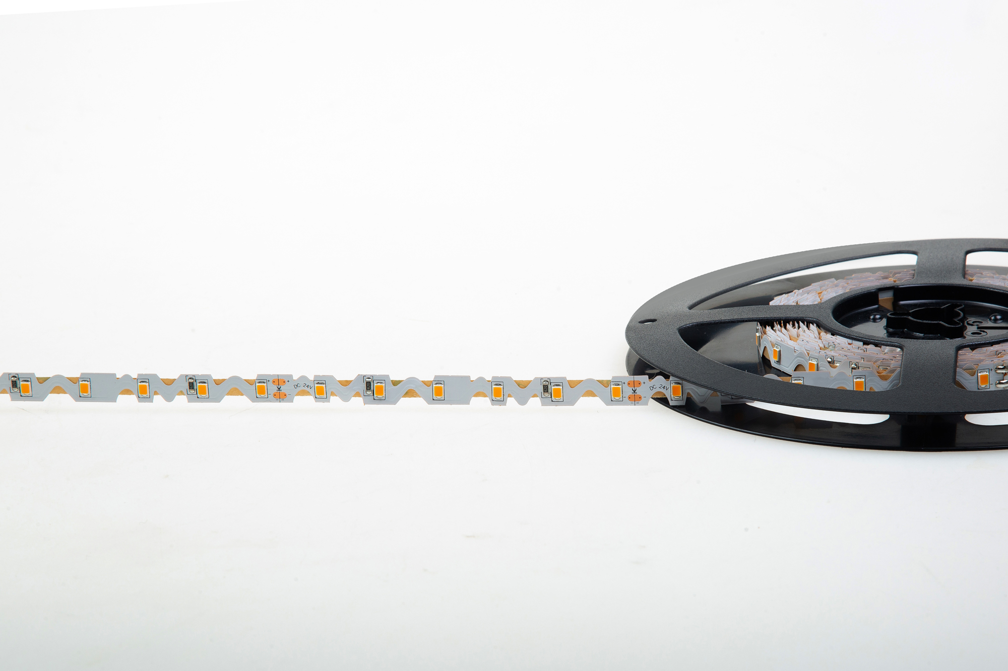 Светодиодная лента Donolux DN18336WWRA95