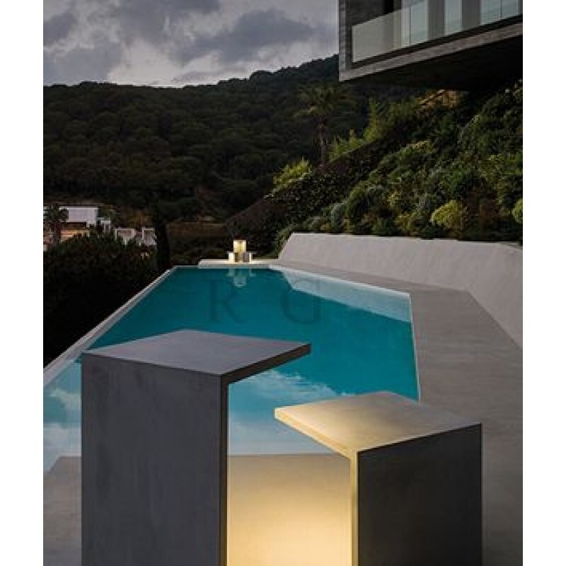 Напольный светильник Vibia Empty 4135