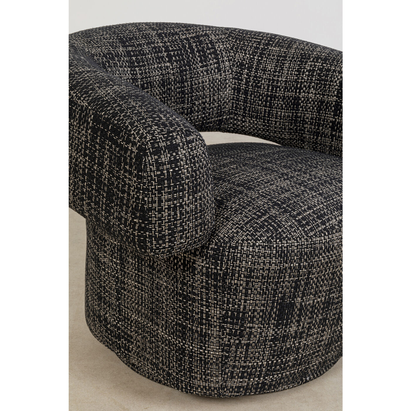 Кресло KARE Bow 87499