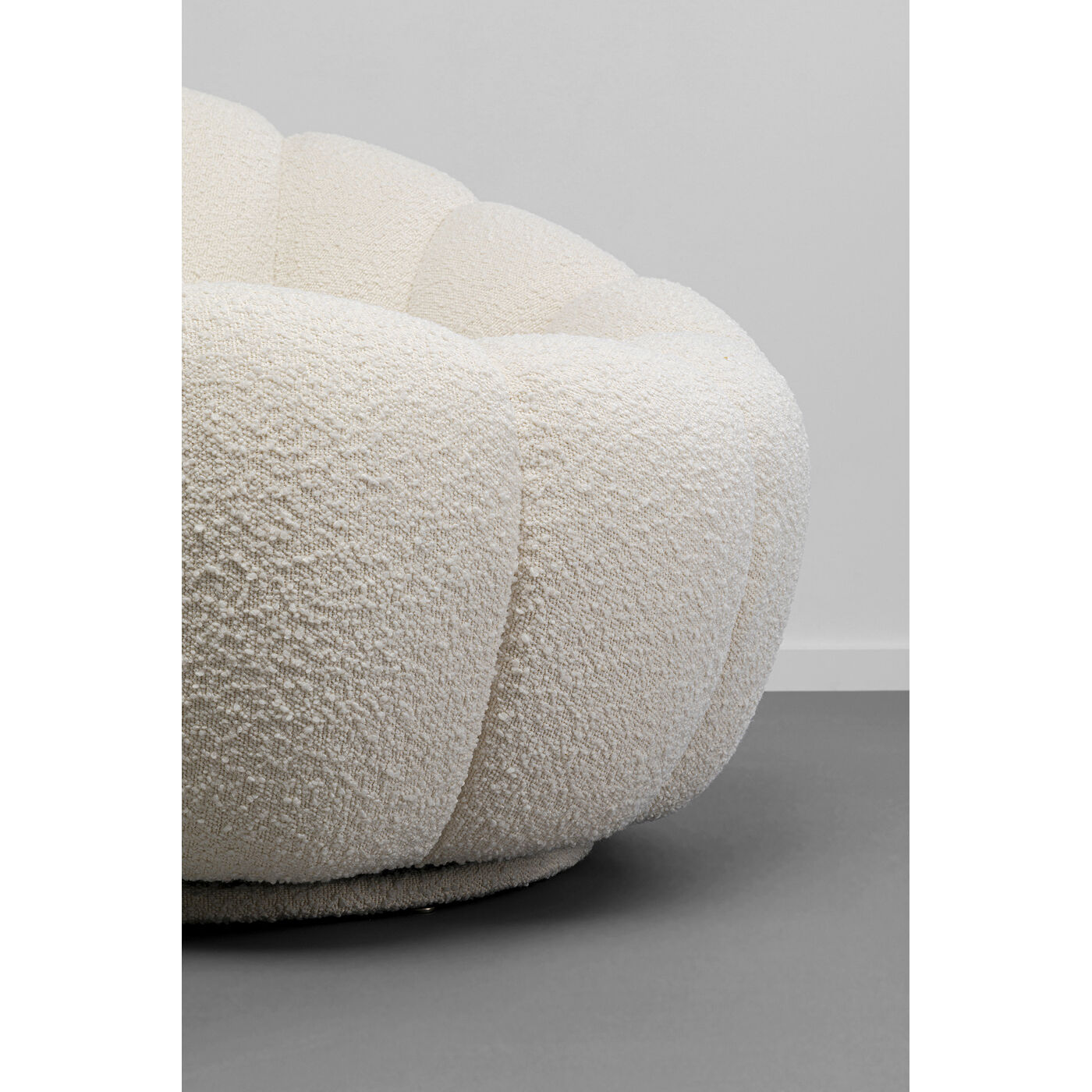 Кресло вращающееся Peppo Bloom White KARE 87772