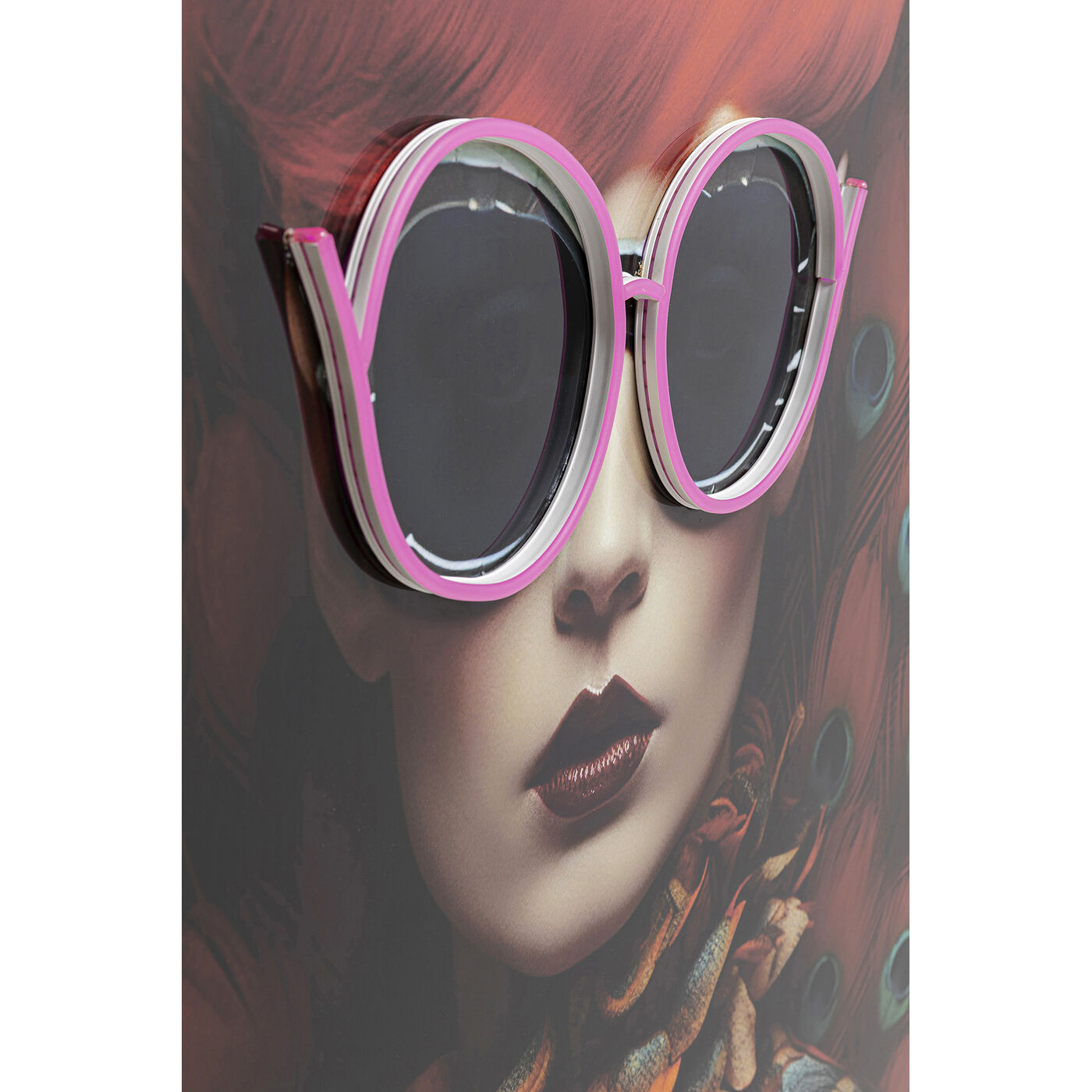 Картина Fancy Red Lady LED 120x80cm KARE 56578