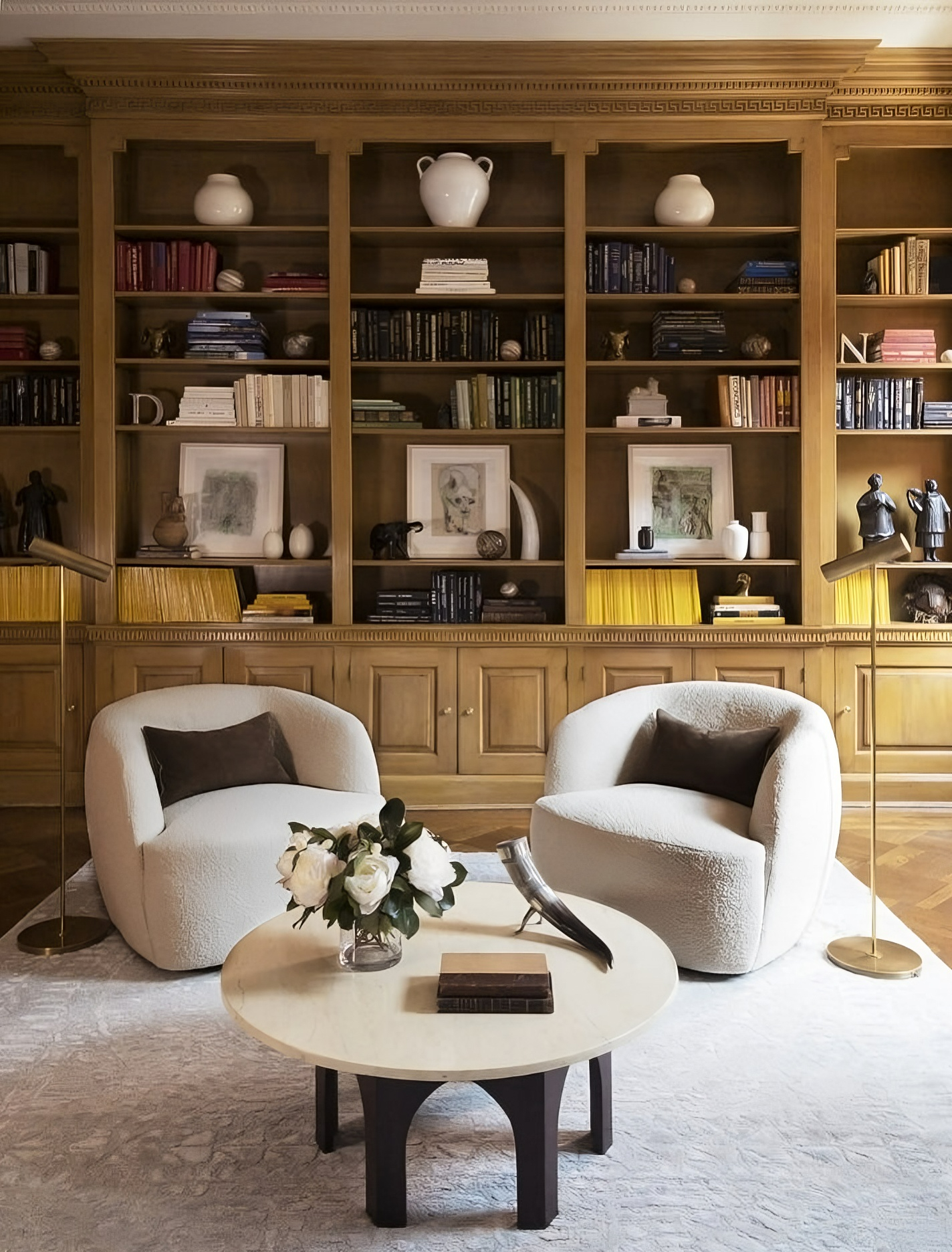 Золотая напольная лампа Ллойд Louvre Home P2590FA