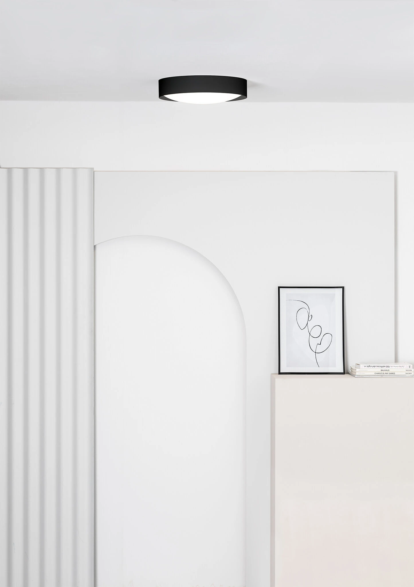 Потолочный светильник Vuk черный LED 40W 2700K Faro