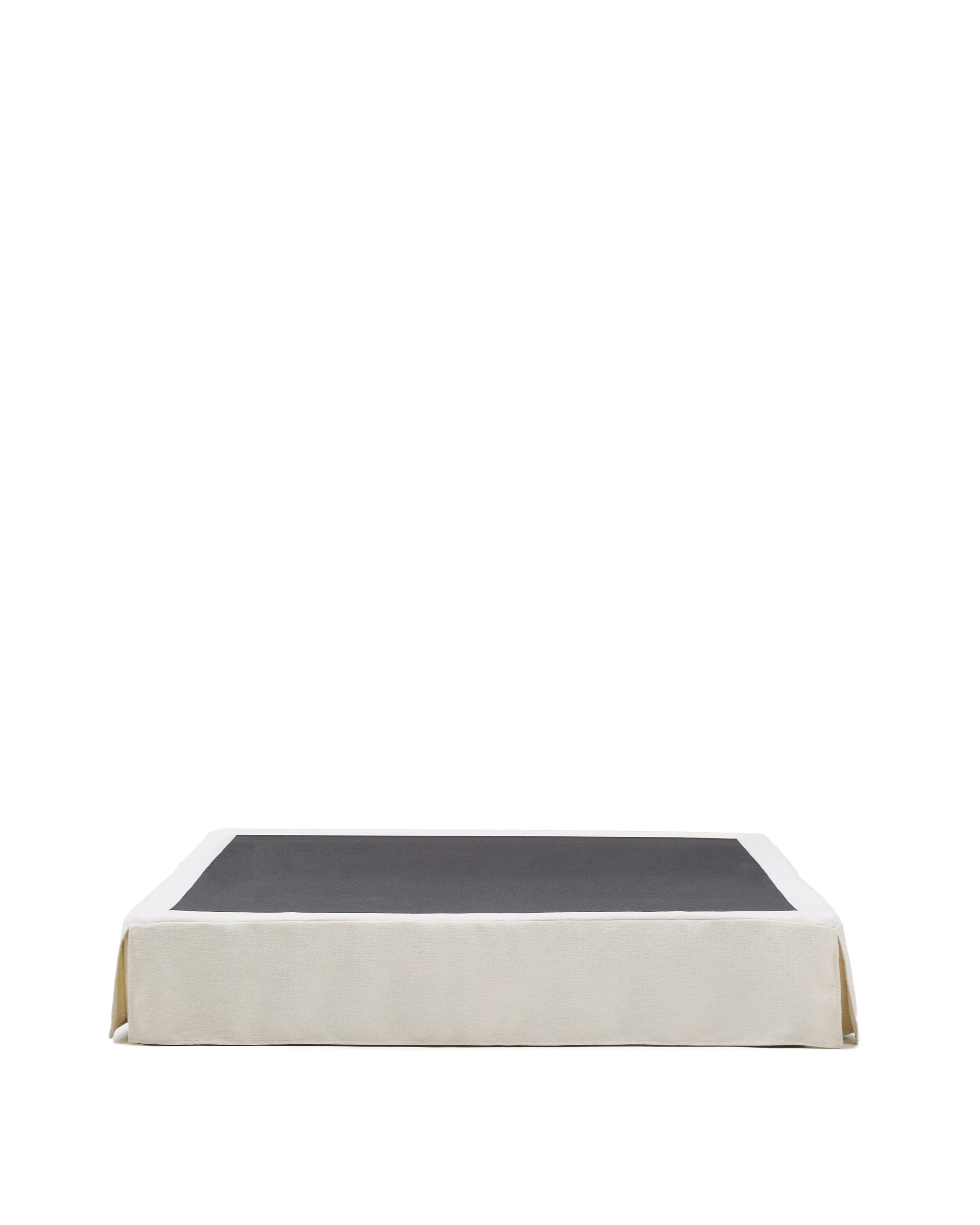 Основание кровати Jaira со съемным чехлом из белого шенилла для матраса 180 х 200 см La Forma 447743