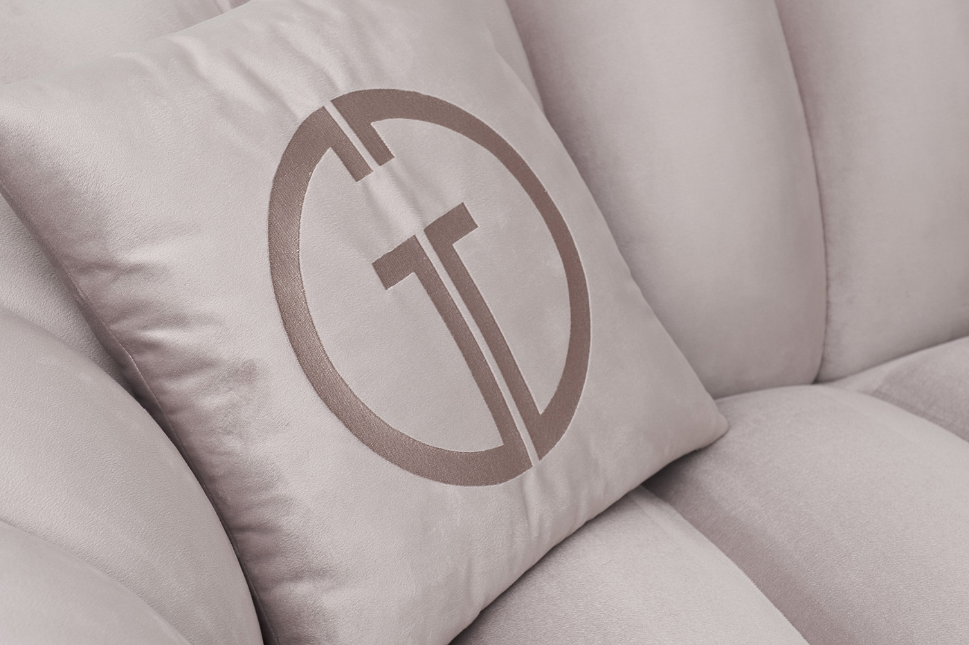 Диван Fabio двухместный велюровый бежевый Garda Decor FABIO-2-2K-Colt1001