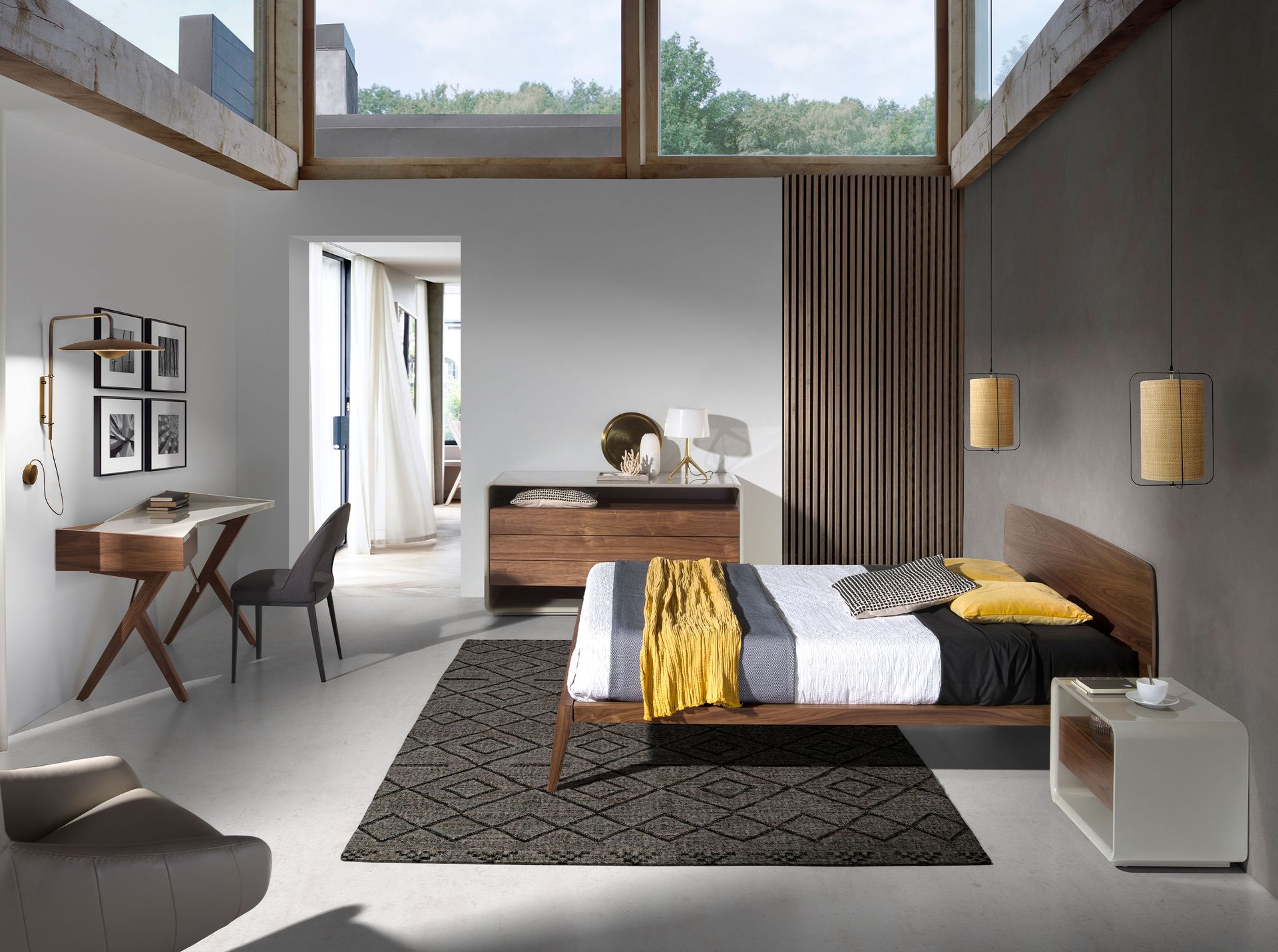 Прикроватная тумбочка 7134/MB2202NS из ореха и лакированного МДФ Angel Cerda