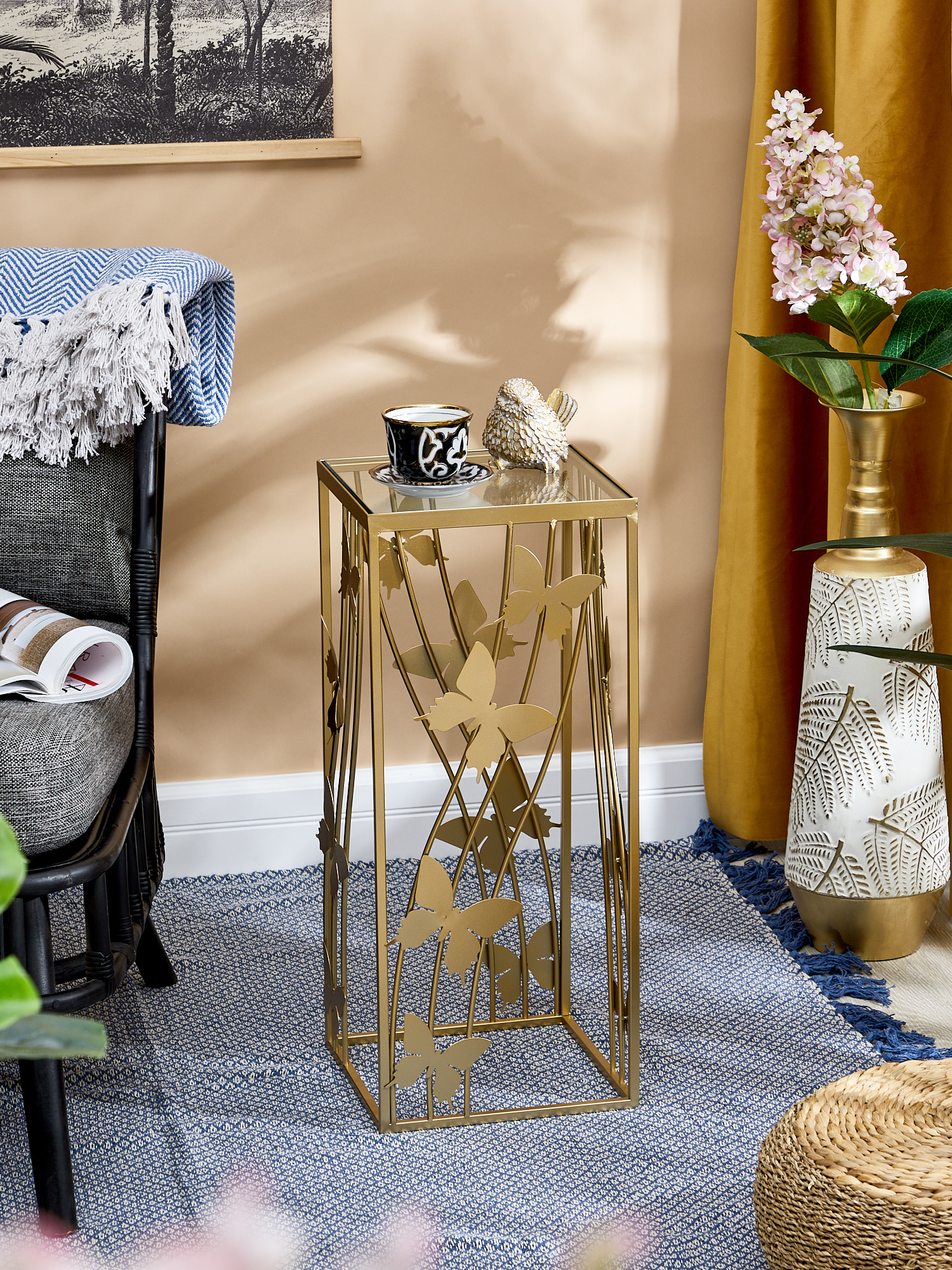 Столик со стеклянной столешницей и бабочками Glasar 57-251/2