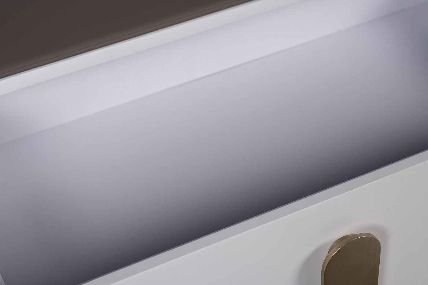 Комод светлый с металлическим каркасом Garda Decor 77IP-20861