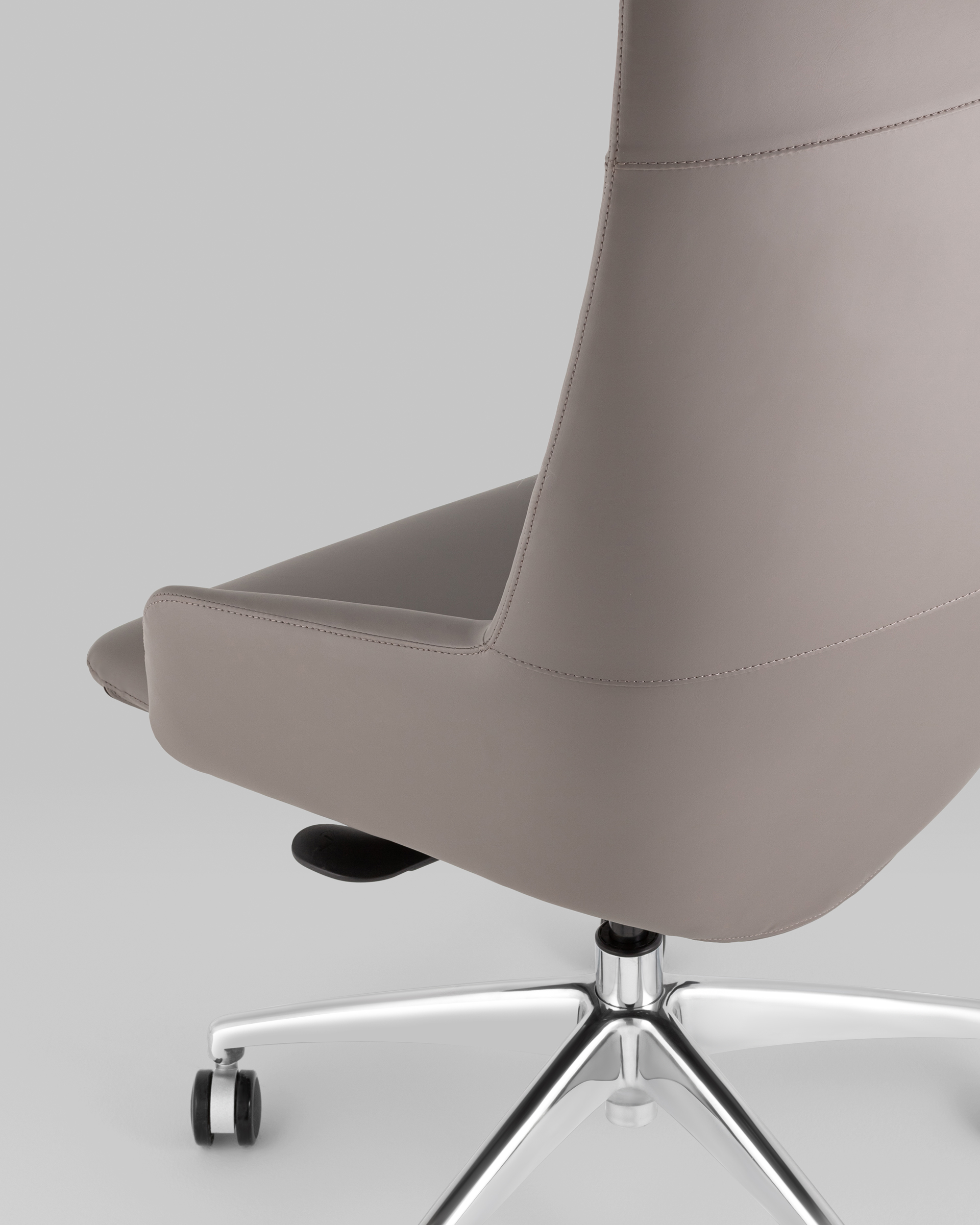 Кресло руководителя TopChairs Bow серый Stool Group