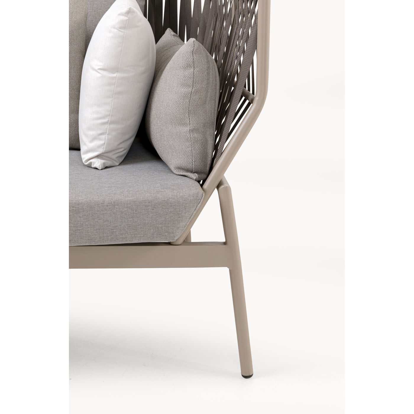 Диван трехместный Formenta Grey KARE 71402