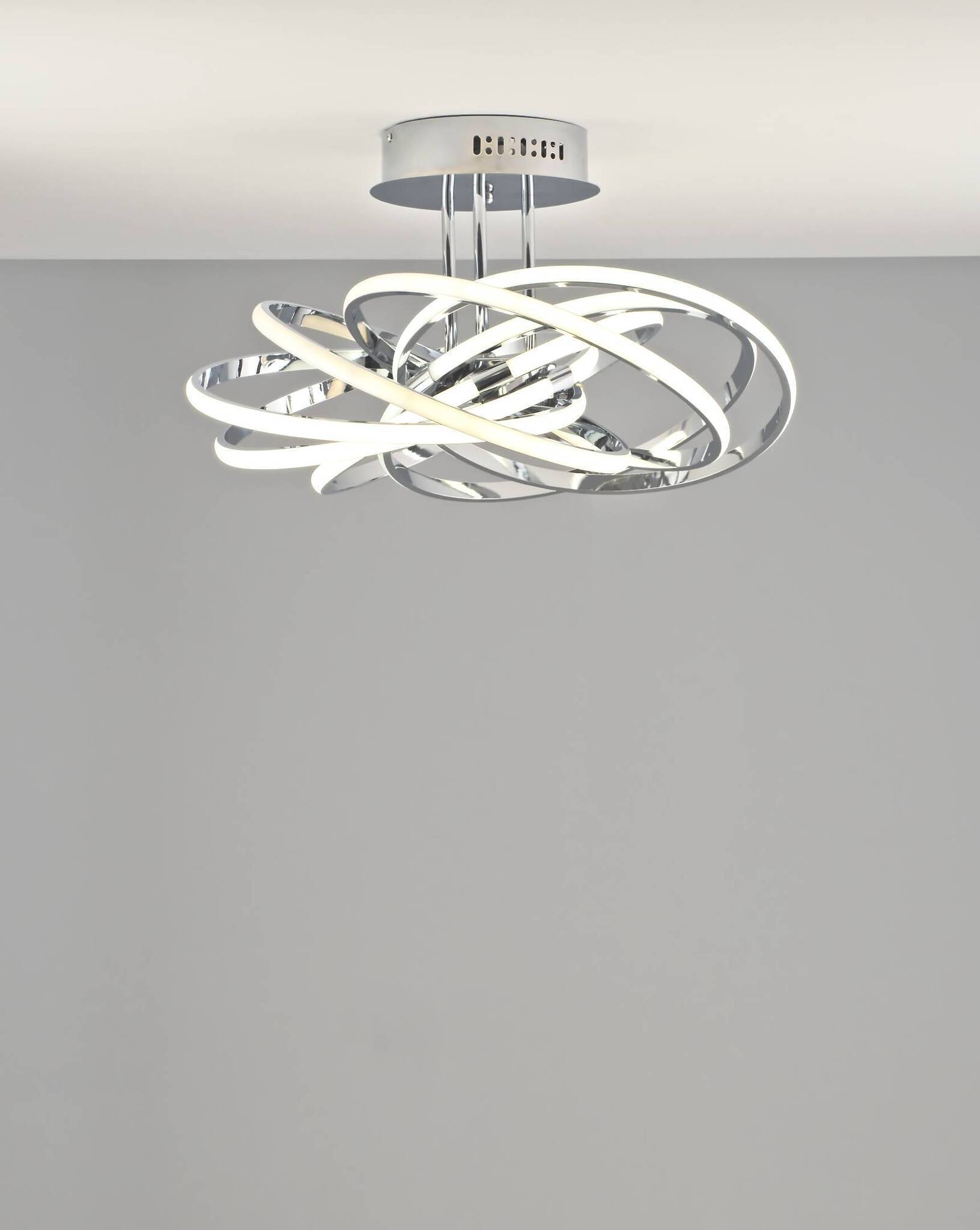 Светодиодная потолочная люстра с пультом Moderli V2831-CL Arrow LED 280W