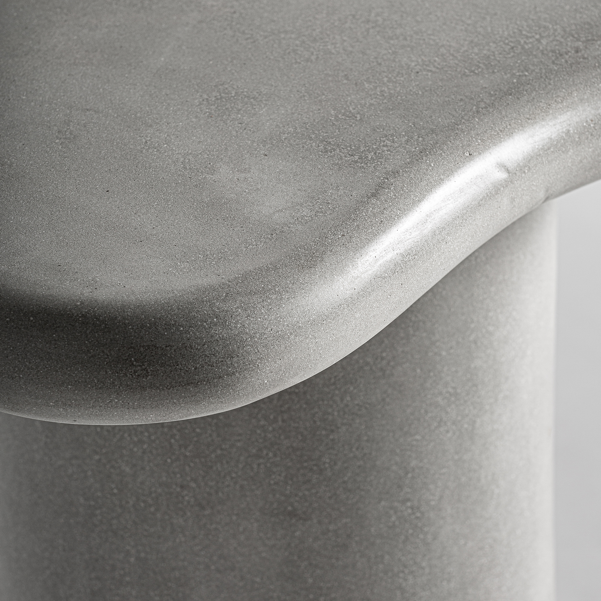 Приставной столик Vytina Vical