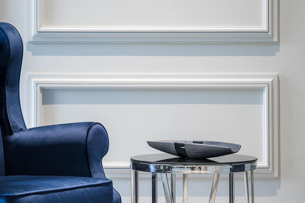 Блюдо керамическое черное с серебром Garda Decor 18H7001-2