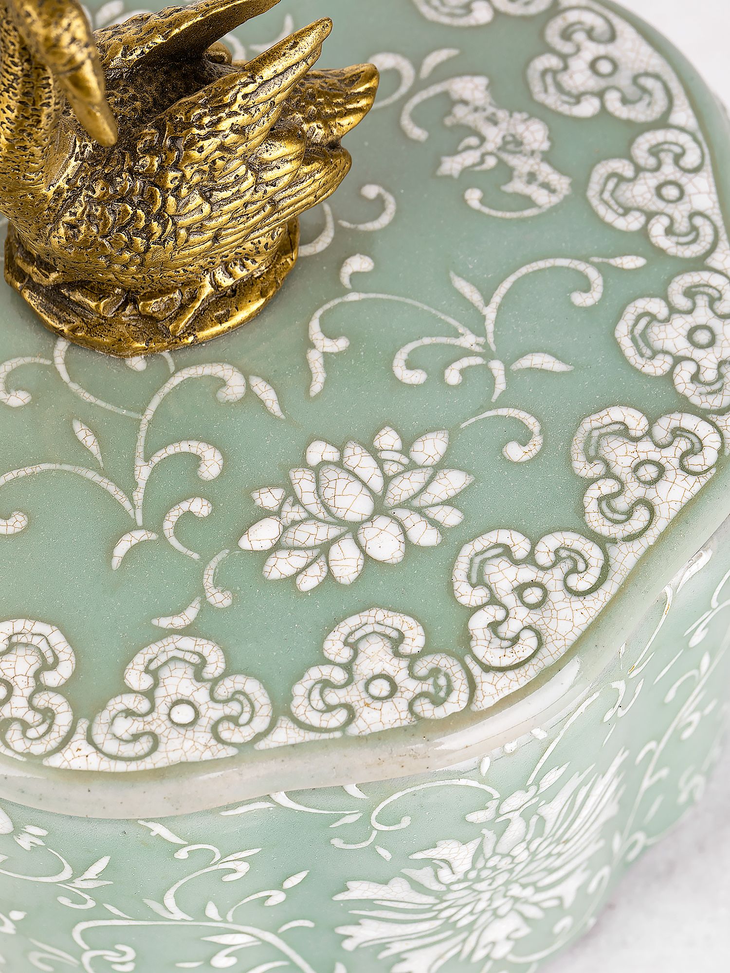 Шкатулка с лебедем Glasar 31G2318/B1229F/UW3930