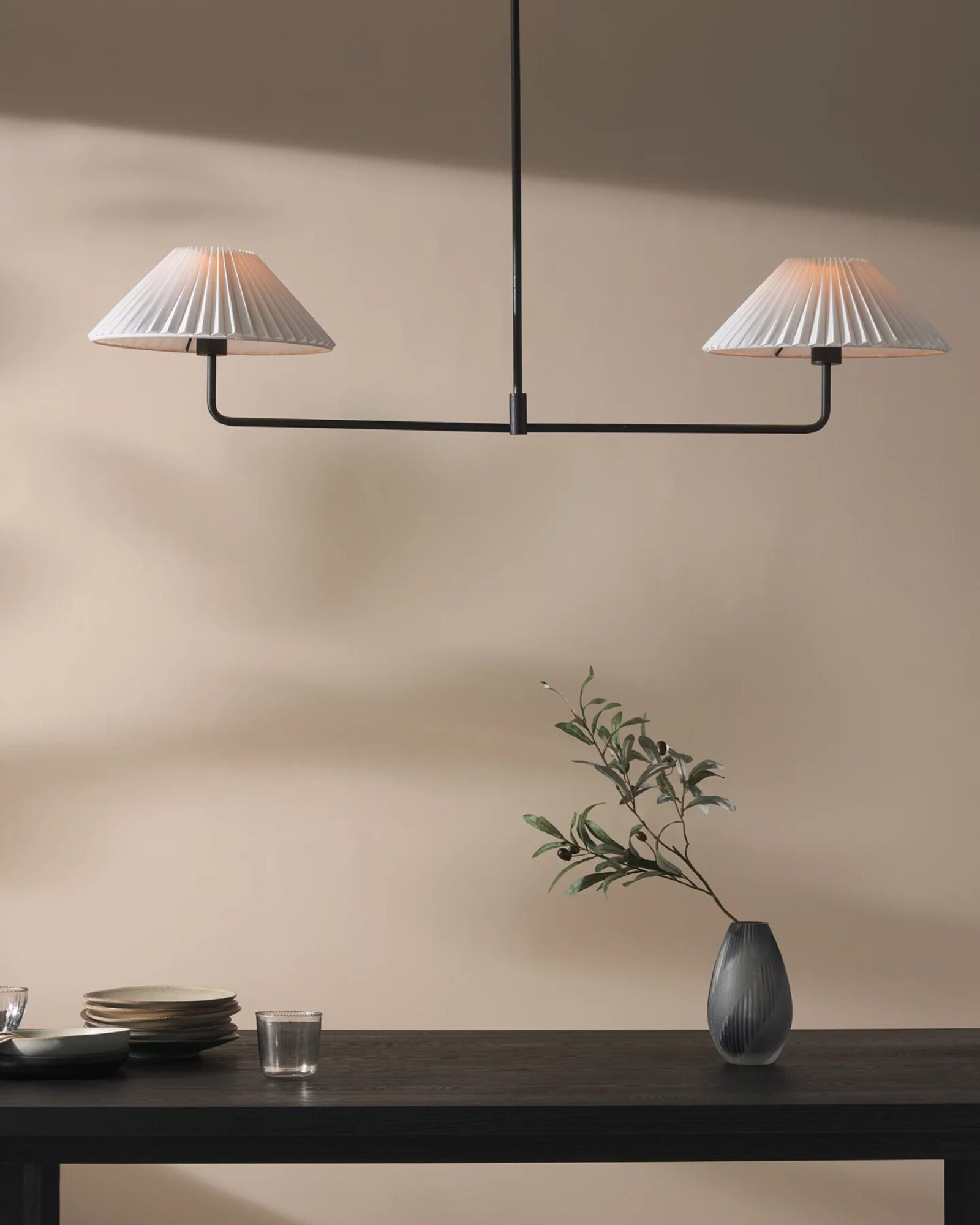 Чёрная люстра Харриет Louvre Home LHLCH250324SWL