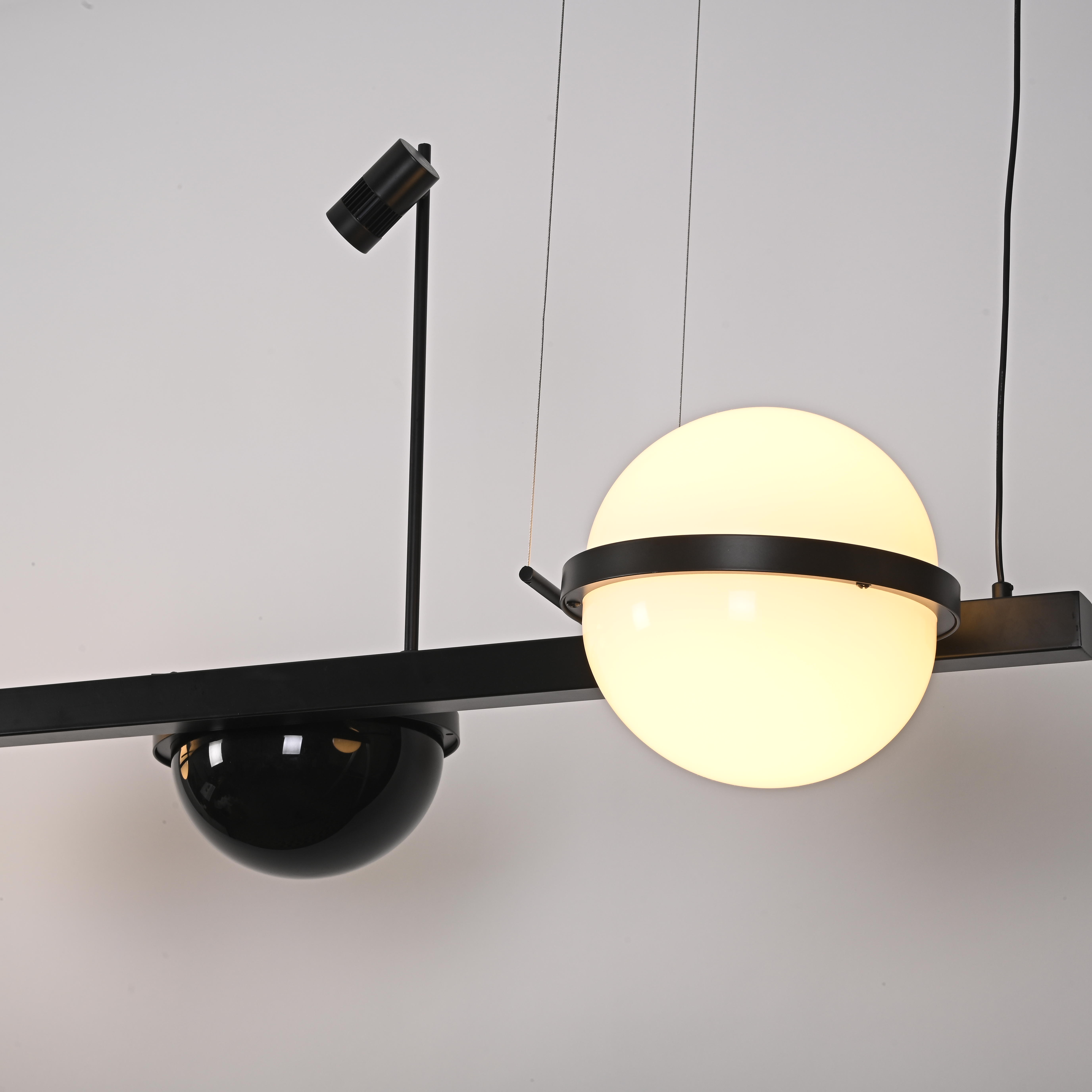 Реечный Подвесной Светильник Palma Wall Lamp 2 Шара + 1 Вазон Горизонтальная By Imperiumloft