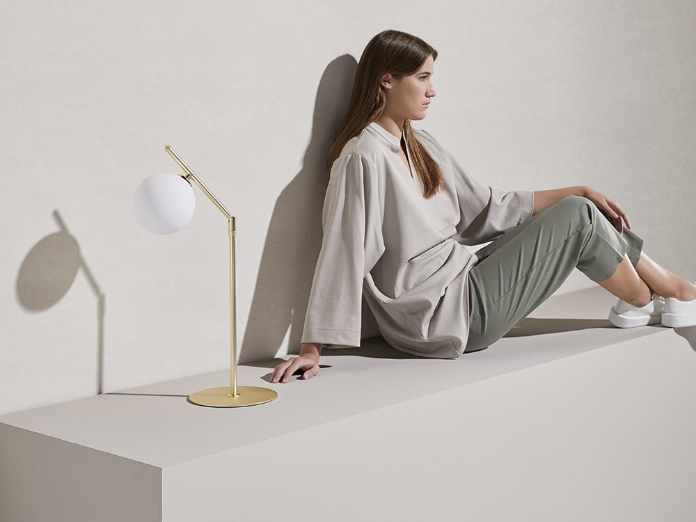 Настольная лампа Endo латунь Aromas del Campo