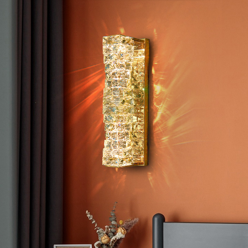 Настенный светильник CARE WALL H45 Gold by ImperiumLoft