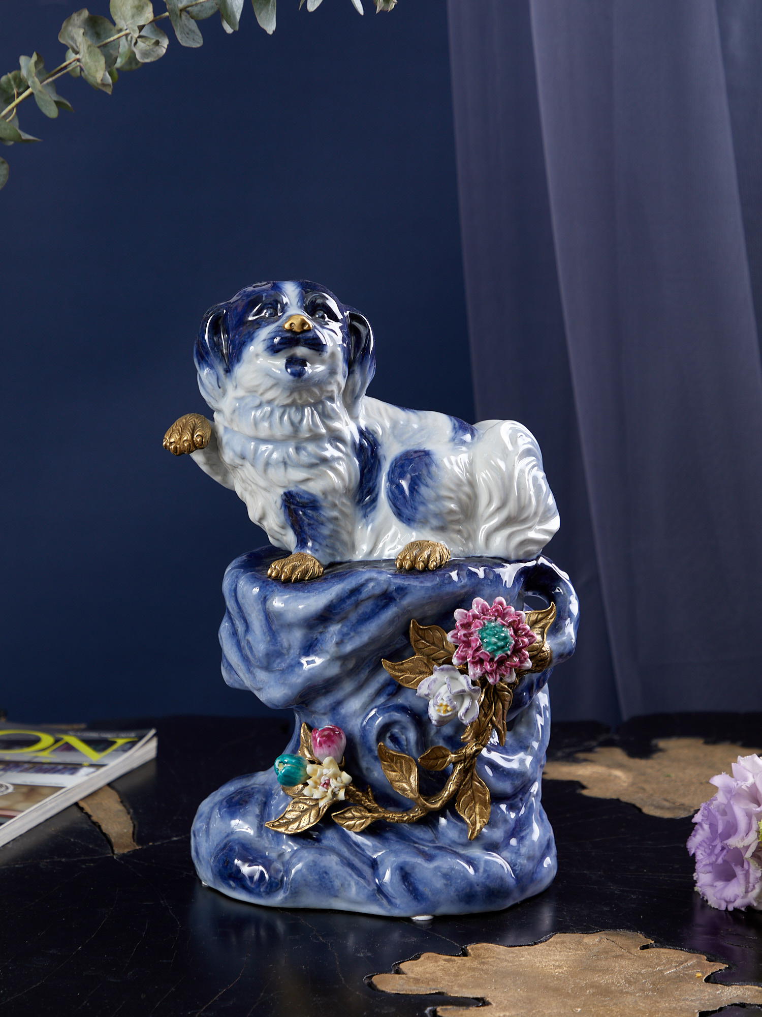 Фигурка Собака на камне Glasar 31G2623/F1366H/HQEN0250