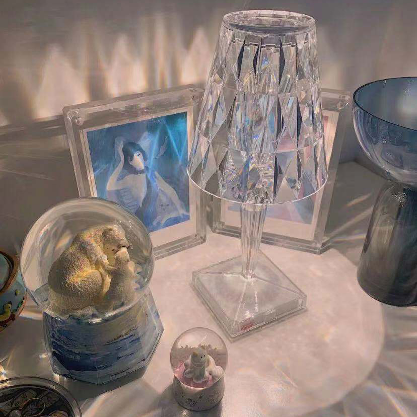 Настольная лампа CAREN by ImperiumLoft