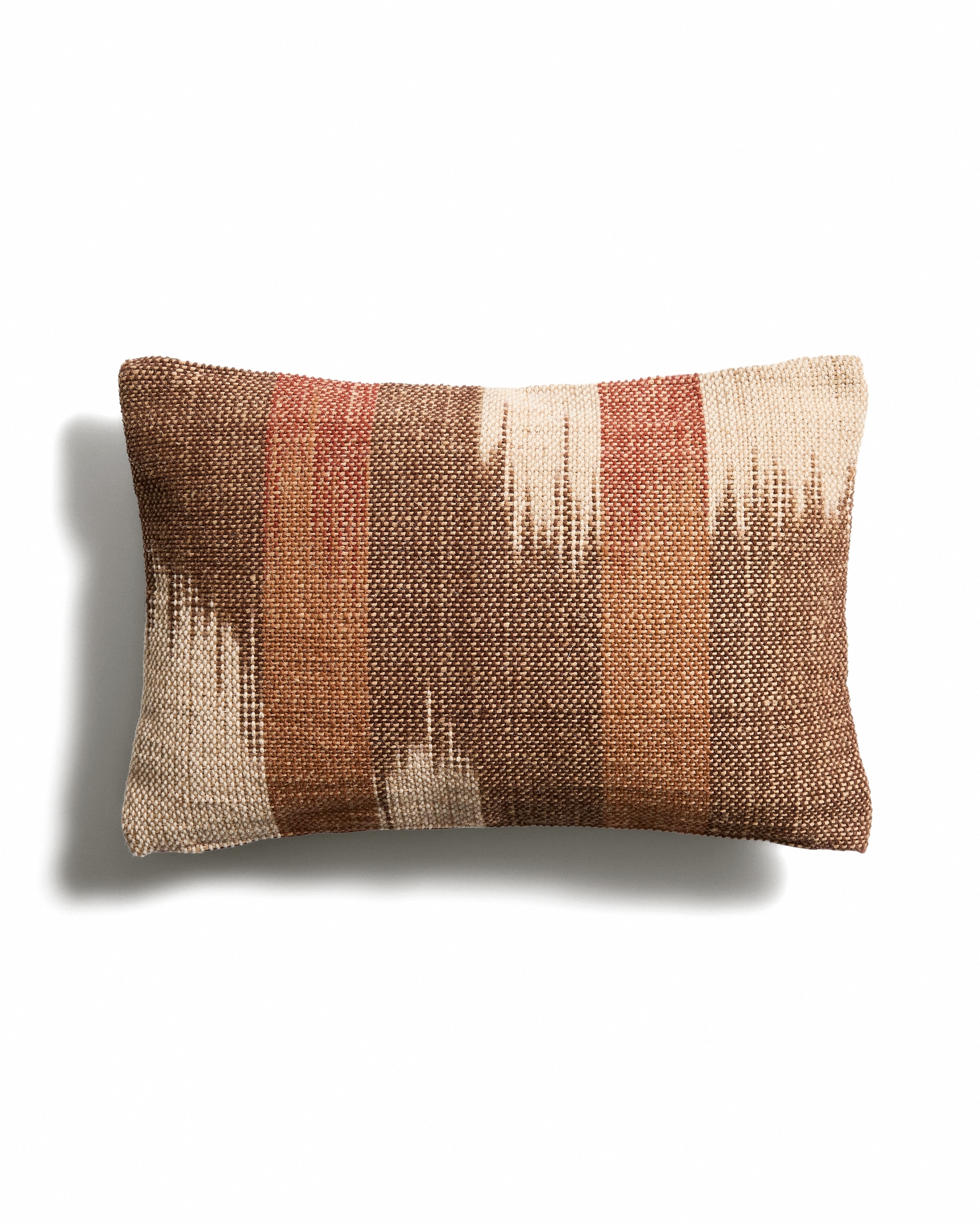 Чехол для подушки Liroda из джута с разноцветным узором икат, 40 x 60 см La Forma 481427