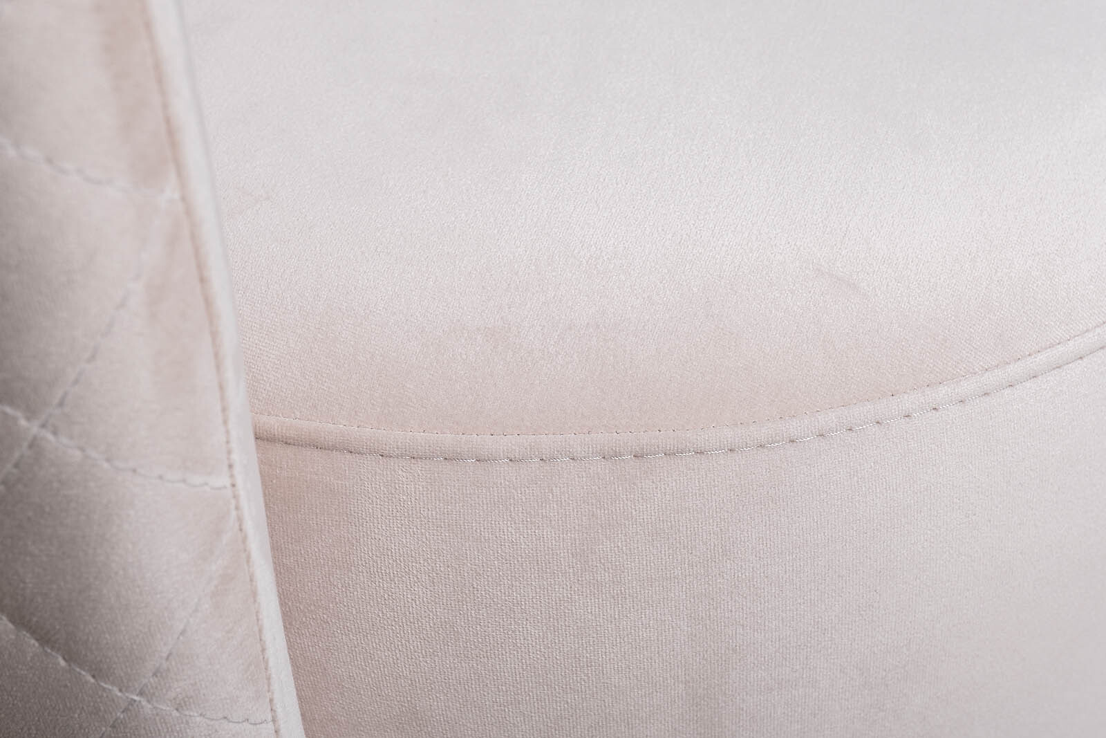 Кресло Verona вращающееся велюровое бежевое/золото Garda Decor VERONA-1K-БЕЖЕВЫЙ-Colton 002-BEG